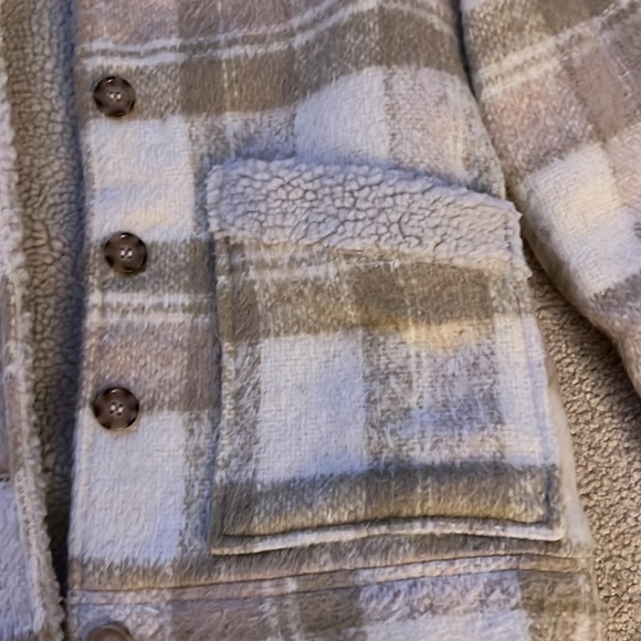 Brixton Nouvelle Coat in beige - Picture 8 of 9
